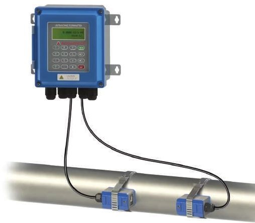 Arrowmech AUFM-100 ultrasonic flow meter installed on site